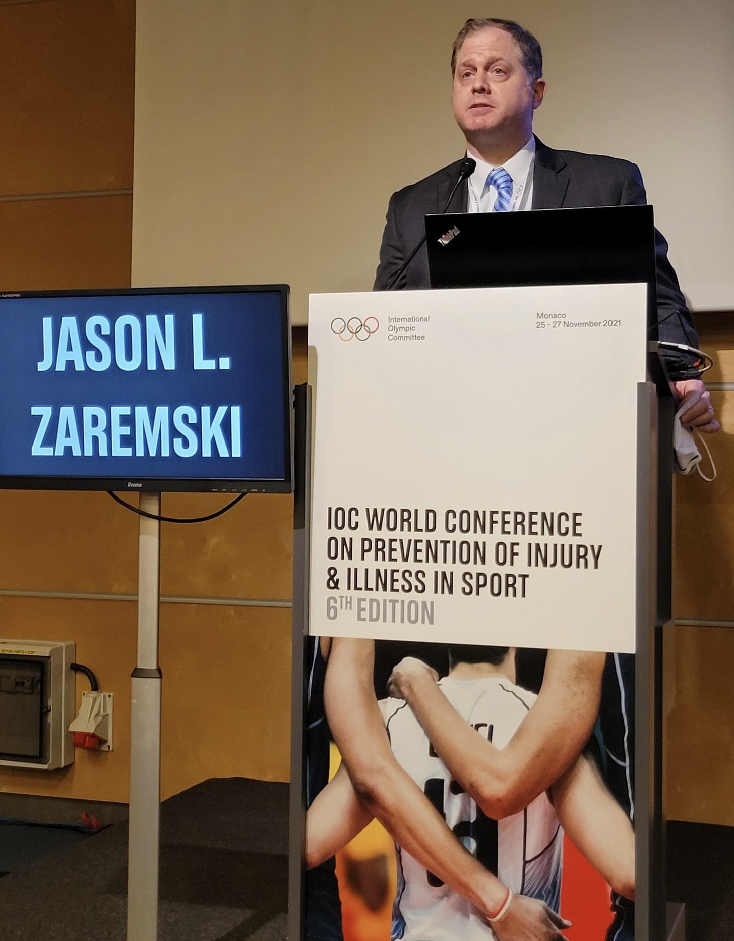 Dr. Jason Zaremski